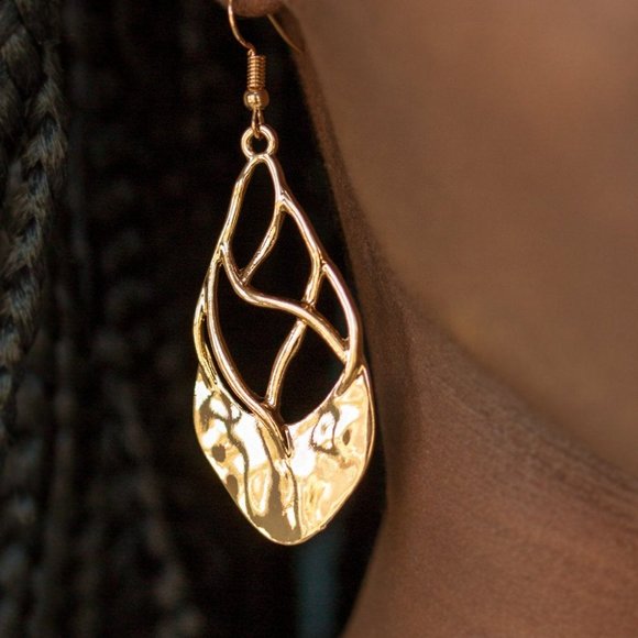 Super Swanky - Gold Earring - Picture 2 of 2
